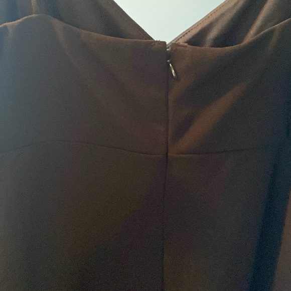 Black dress with slit - Picture 2 of 3